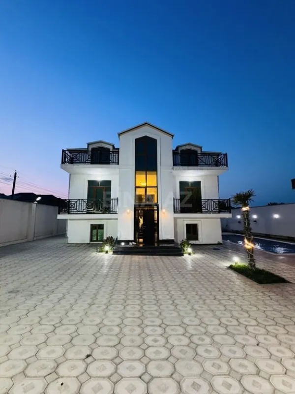 Kirayə verilir 5 otaqlı həyət evi 360 m²