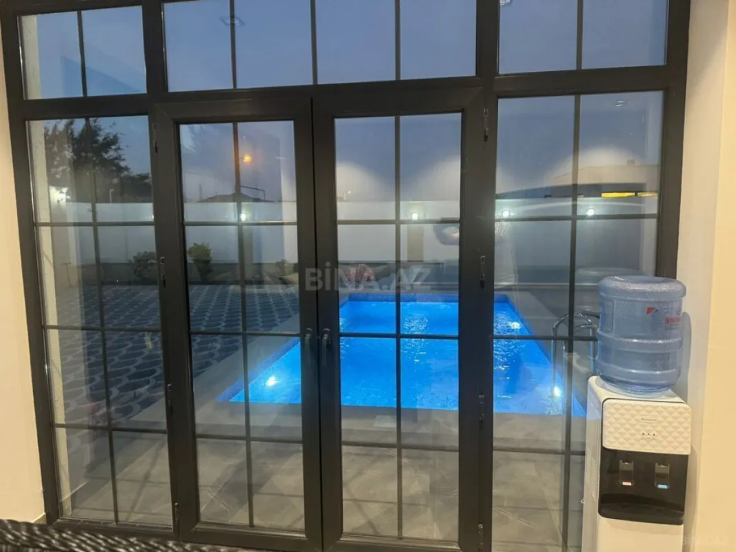 Kirayə verilir 5 otaqlı həyət evi 360 m²