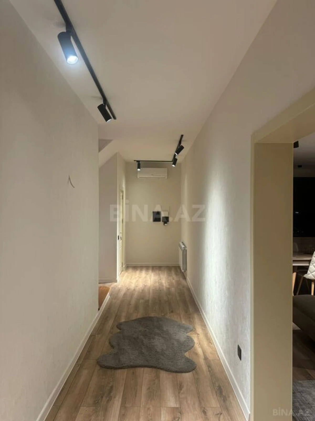 Kirayə verilir 5 otaqlı həyət evi 360 m²