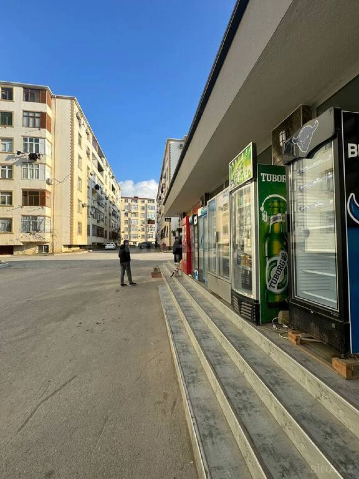 Satılır obyekt 77 m²