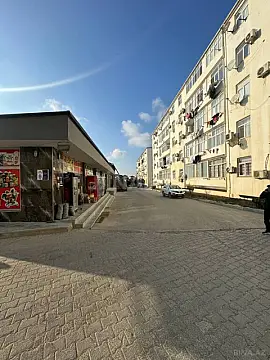 Satılır obyekt 77 m²