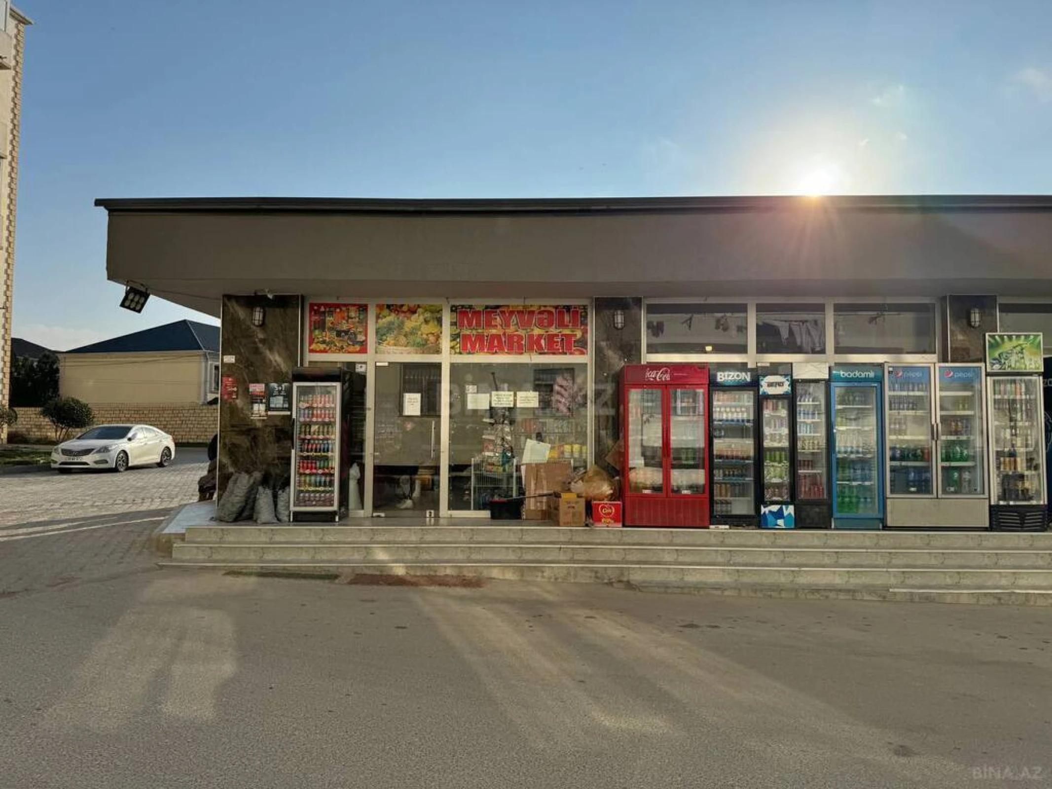 Satılır obyekt 77 m²