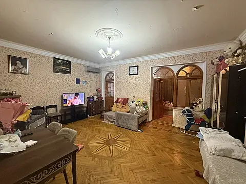 Satılır 3 otaqlı mənzil 80 m² — Bakı, Bakıxanov 3 otaq 80.00 m²