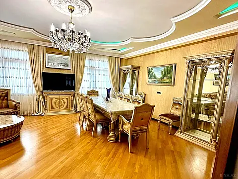 Satılır 5 otaqlı mənzil 242.3 m² — Bakı, Qaraçuxur 5 otaq 242.30 m²
