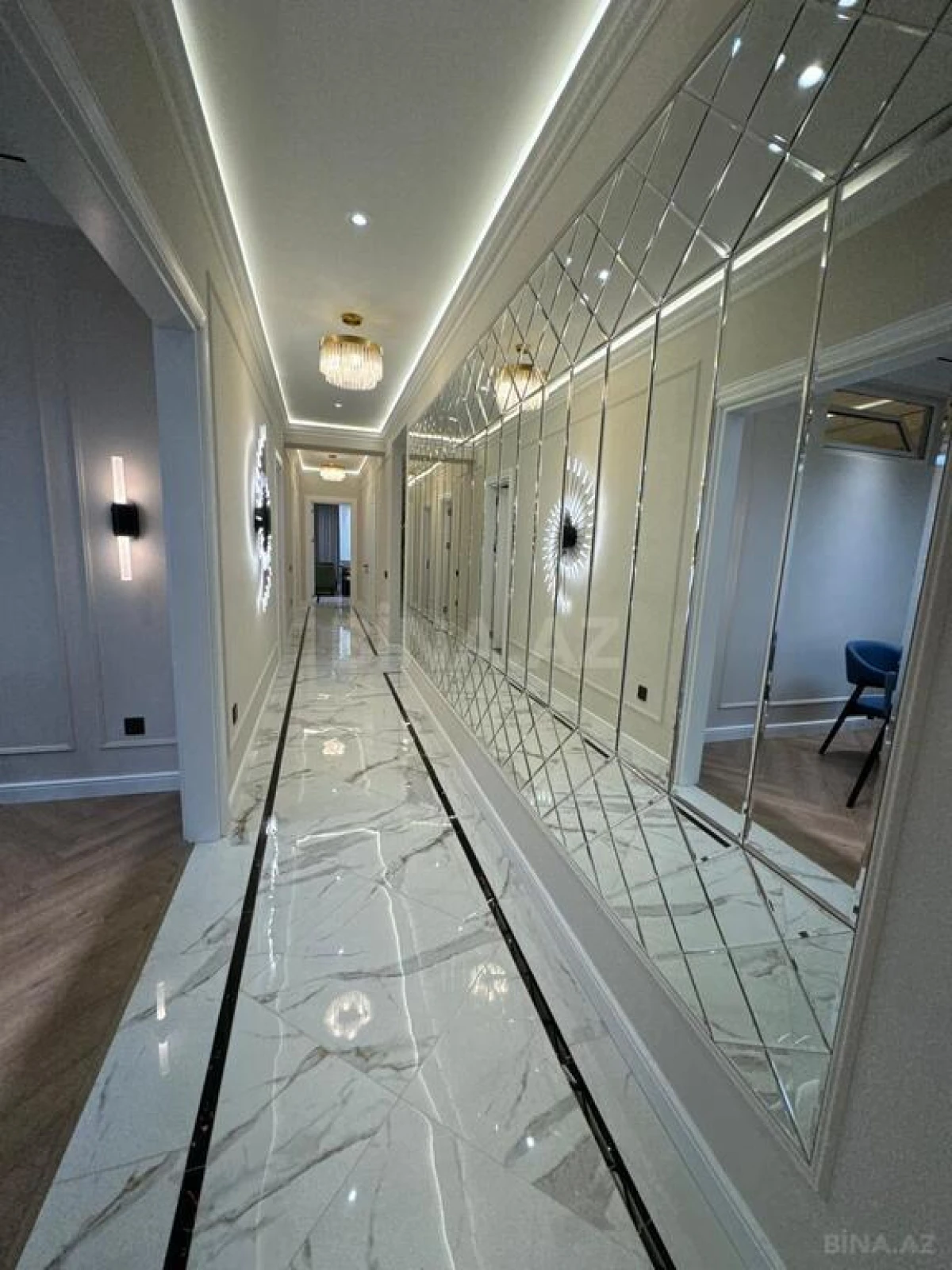 Satılır 4 otaqlı mənzil 170 m²