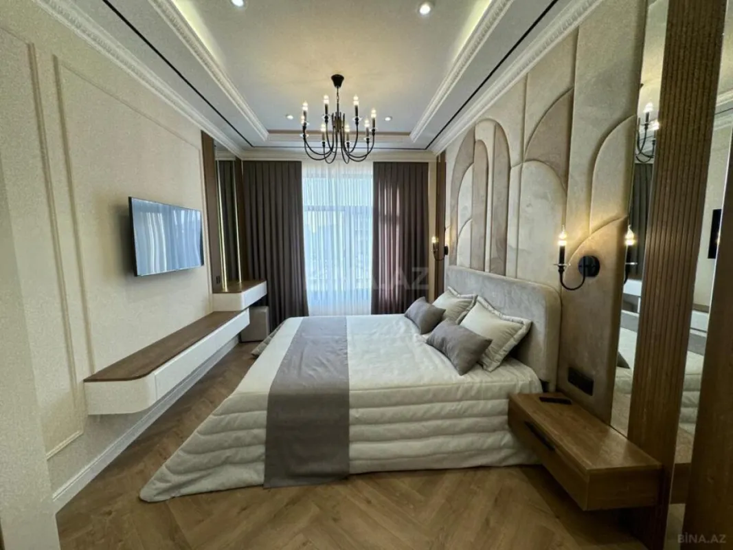 Satılır 4 otaqlı mənzil 170 m²