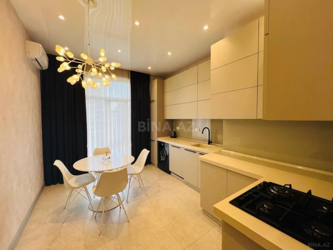 Kirayə verilir 3 otaqlı mənzil 115 m²