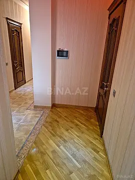 Satılır 3 otaqlı mənzil 129 m²