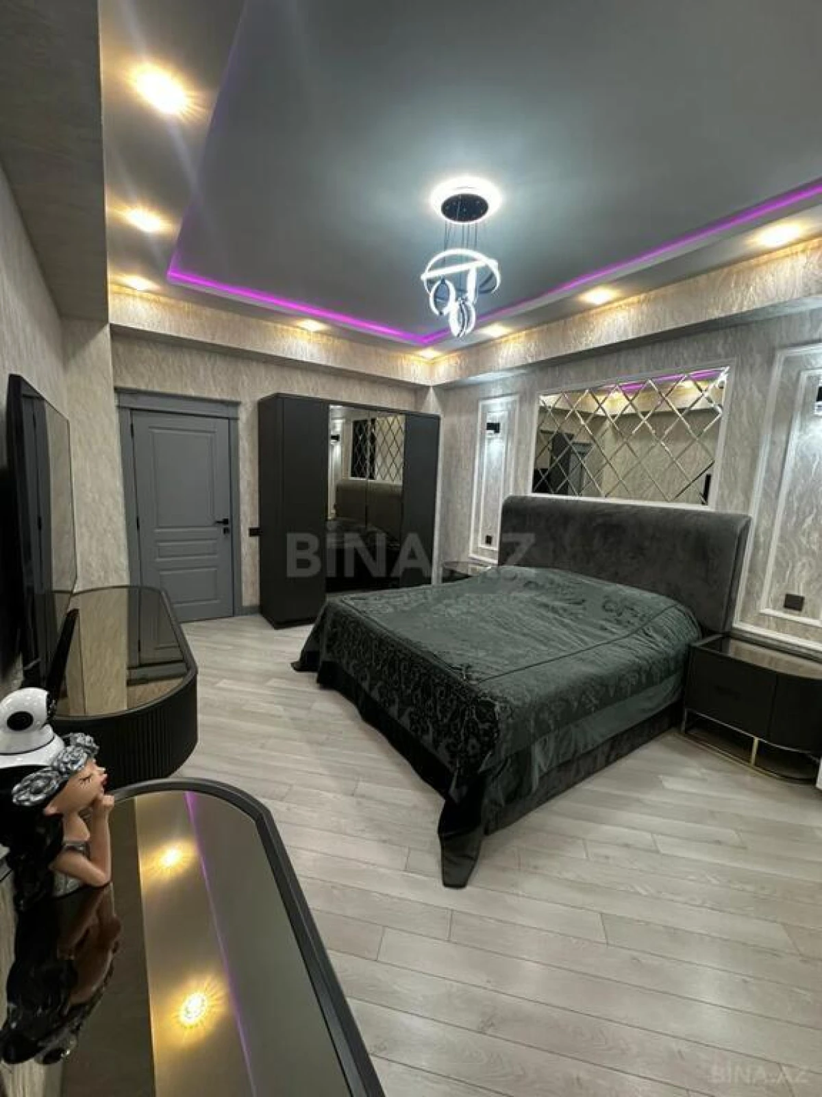 Satılır 2 otaqlı mənzil 100 m²