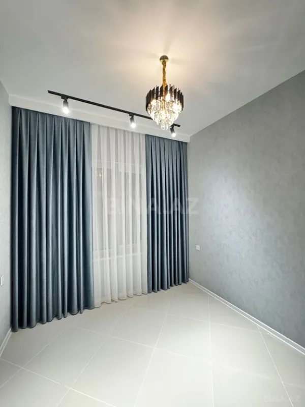 Satılır 4 otaqlı həyət evi 200 m²