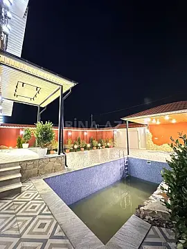 Satılır 4 otaqlı həyət evi 200 m²
