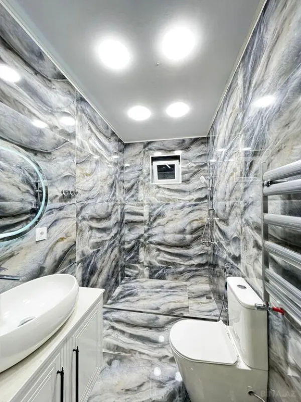 Satılır 4 otaqlı həyət evi 200 m²