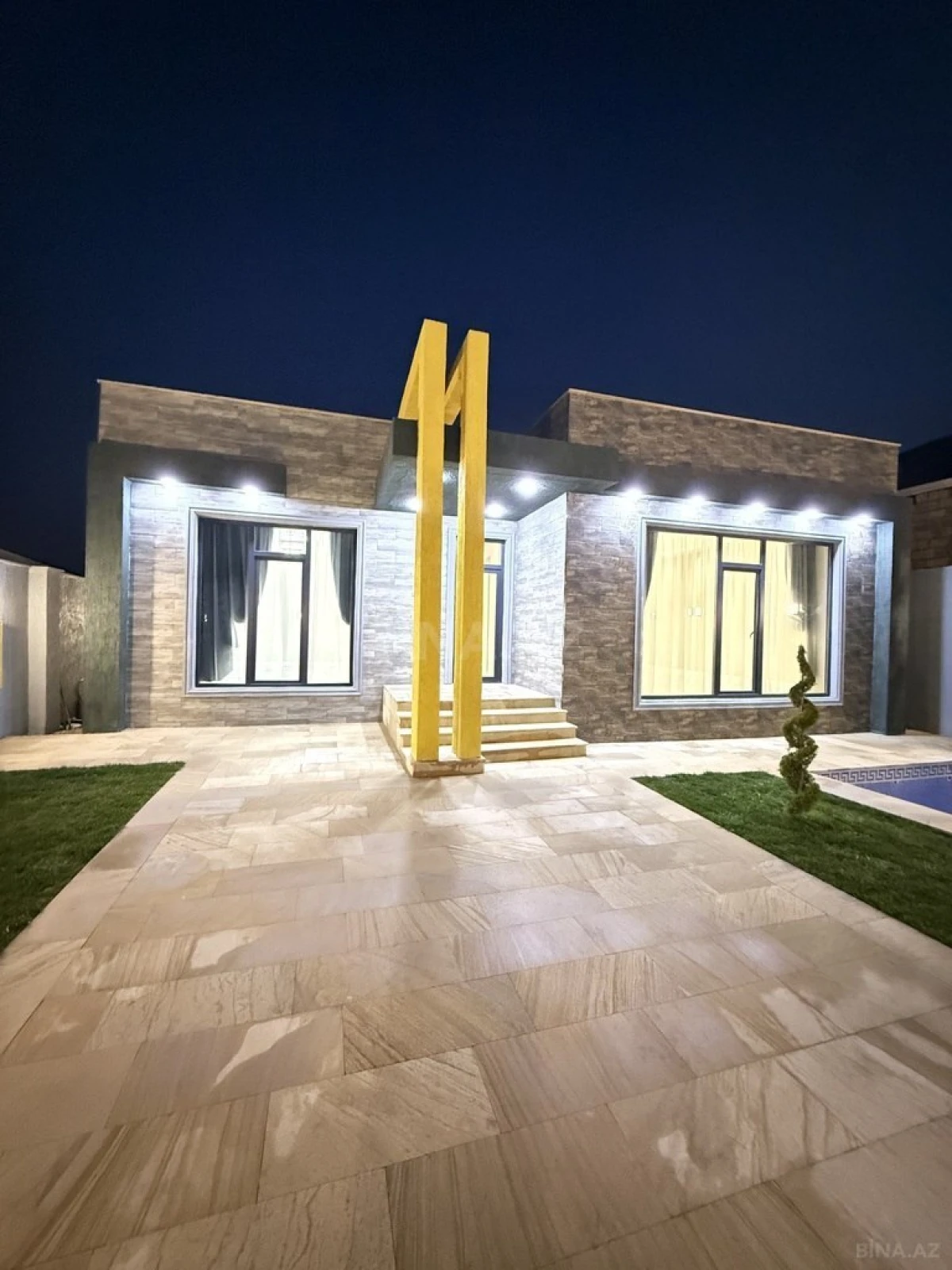 Satılır 4 otaqlı həyət evi 150 m²
