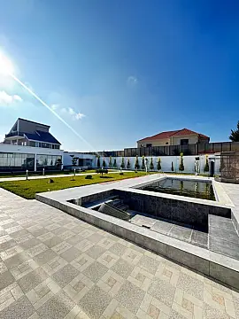 Satılır 5 otaqlı həyət evi 450 m²