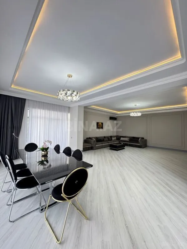 Satılır 5 otaqlı həyət evi 450 m²