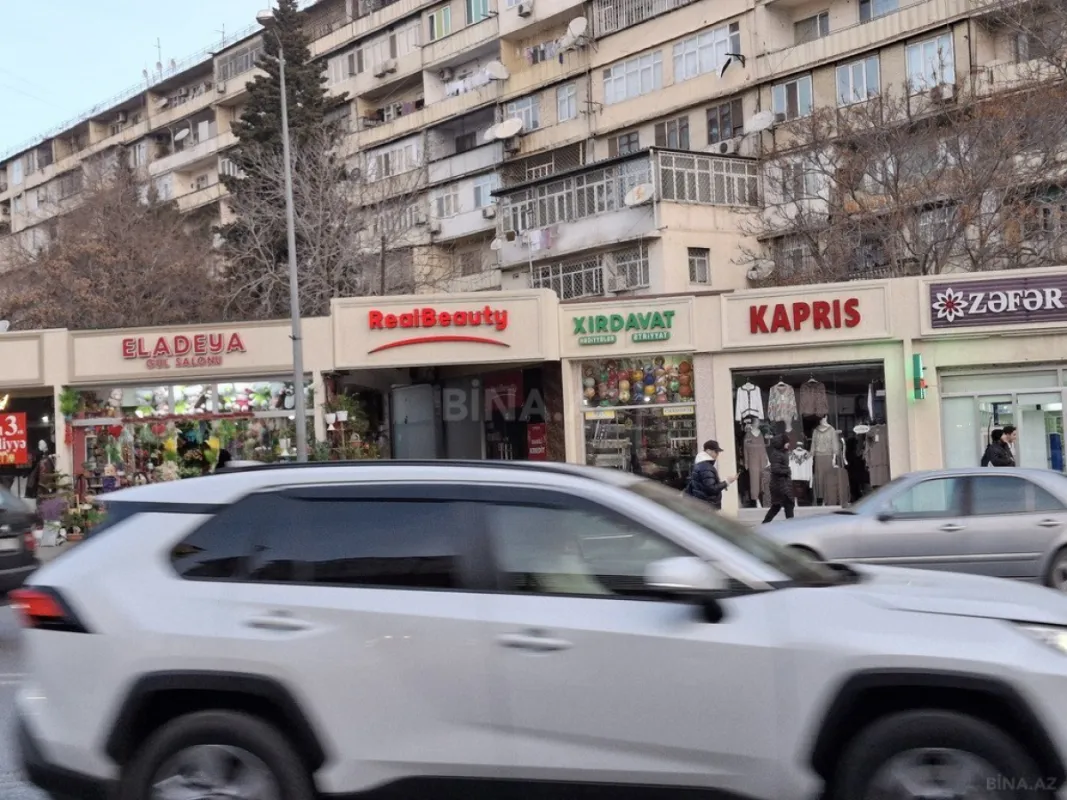 Satılır obyekt 37 m²