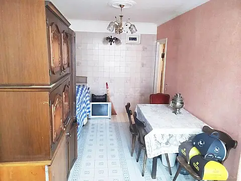 Satılır 1 otaqlı mənzil 45 m²