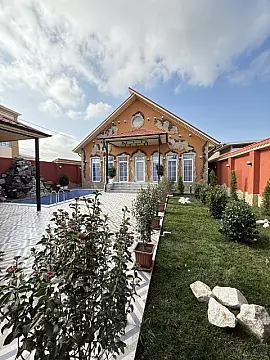 Satılır 4 otaqlı həyət evi 150 m²