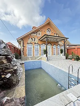 Satılır 4 otaqlı həyət evi 150 m²