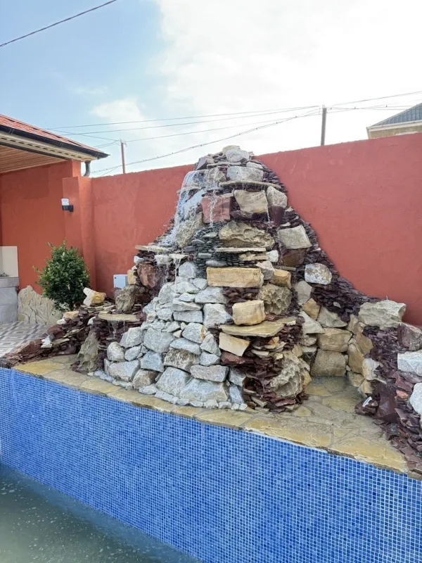 Satılır 4 otaqlı həyət evi 150 m²