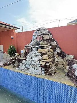 Satılır 4 otaqlı həyət evi 150 m²