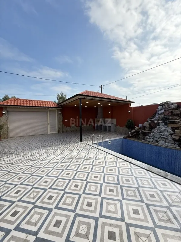 Satılır 4 otaqlı həyət evi 150 m²