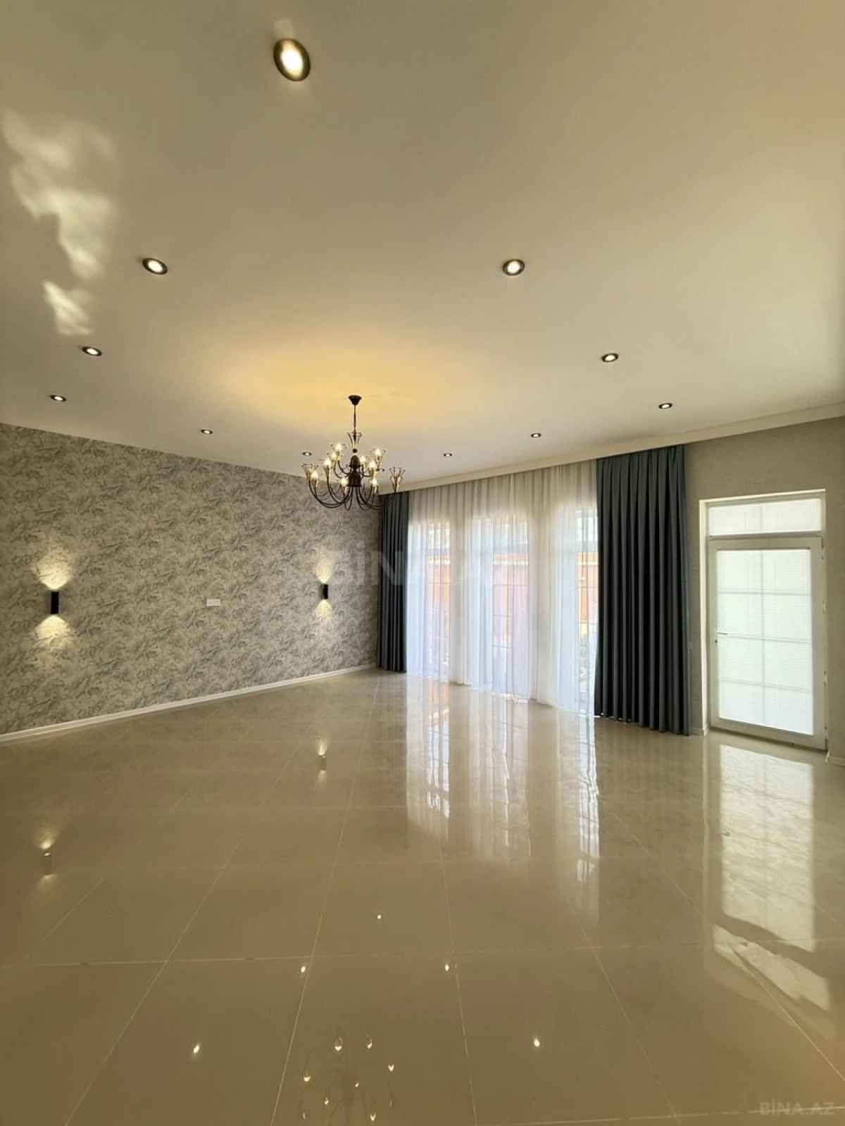 Satılır 4 otaqlı həyət evi 150 m²
