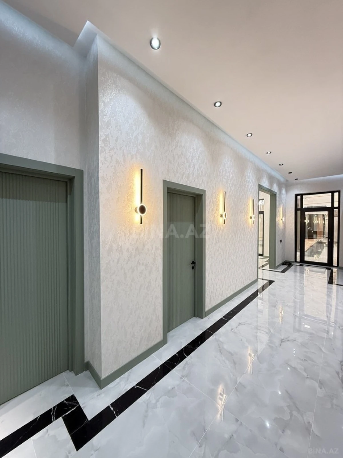 Satılır 4 otaqlı həyət evi 180 m²