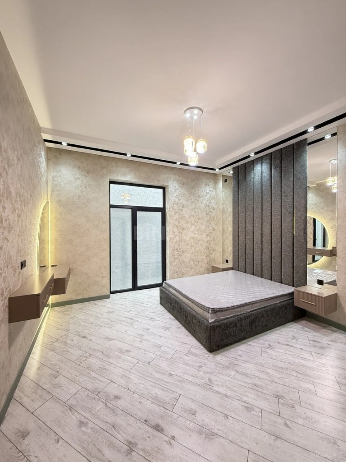 Satılır 4 otaqlı həyət evi 180 m²