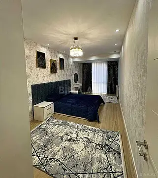 Satılır 2 otaqlı mənzil 83 m²
