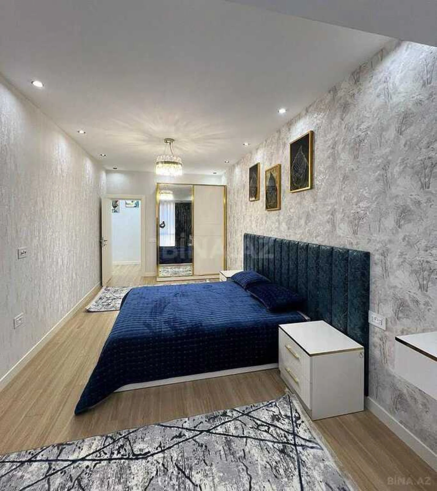 Satılır 2 otaqlı mənzil 83 m²