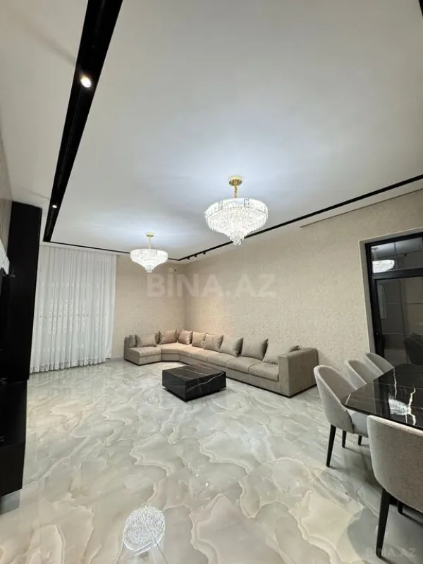 Satılır 5 otaqlı həyət evi 220 m²