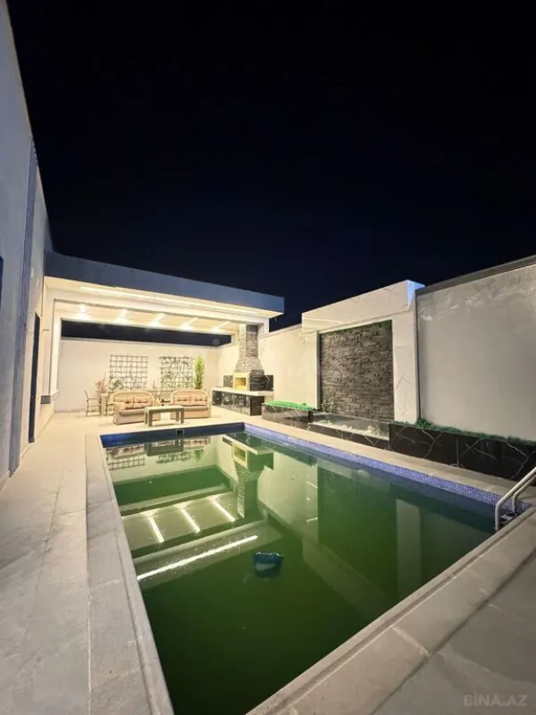 Satılır 5 otaqlı həyət evi 220 m²