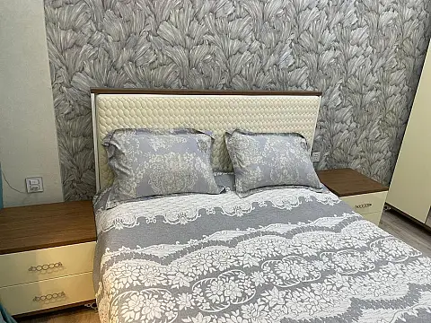 Kirayə verilir 2 otaqlı mənzil 65 m²