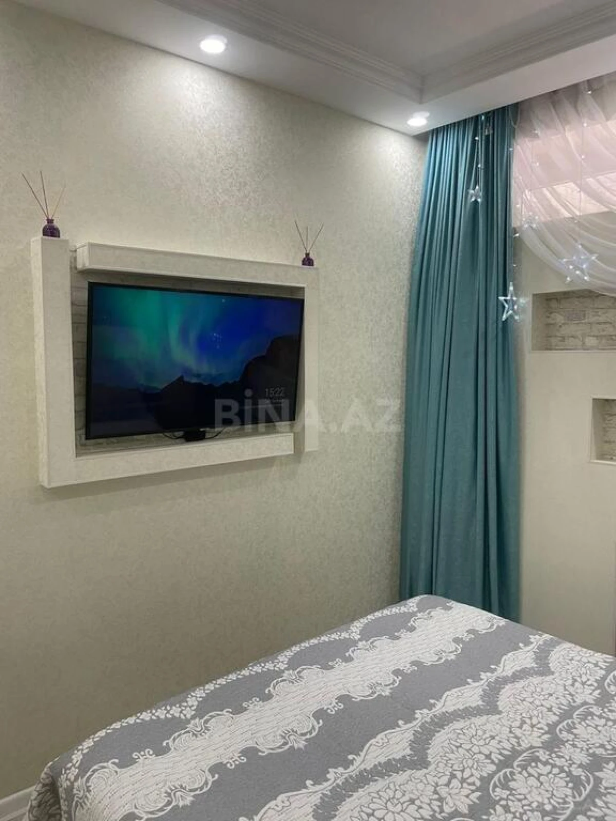 Kirayə verilir 2 otaqlı mənzil 65 m²