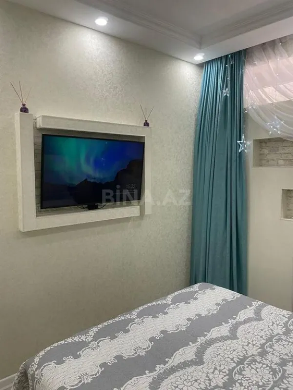Kirayə verilir 2 otaqlı mənzil 65 m²