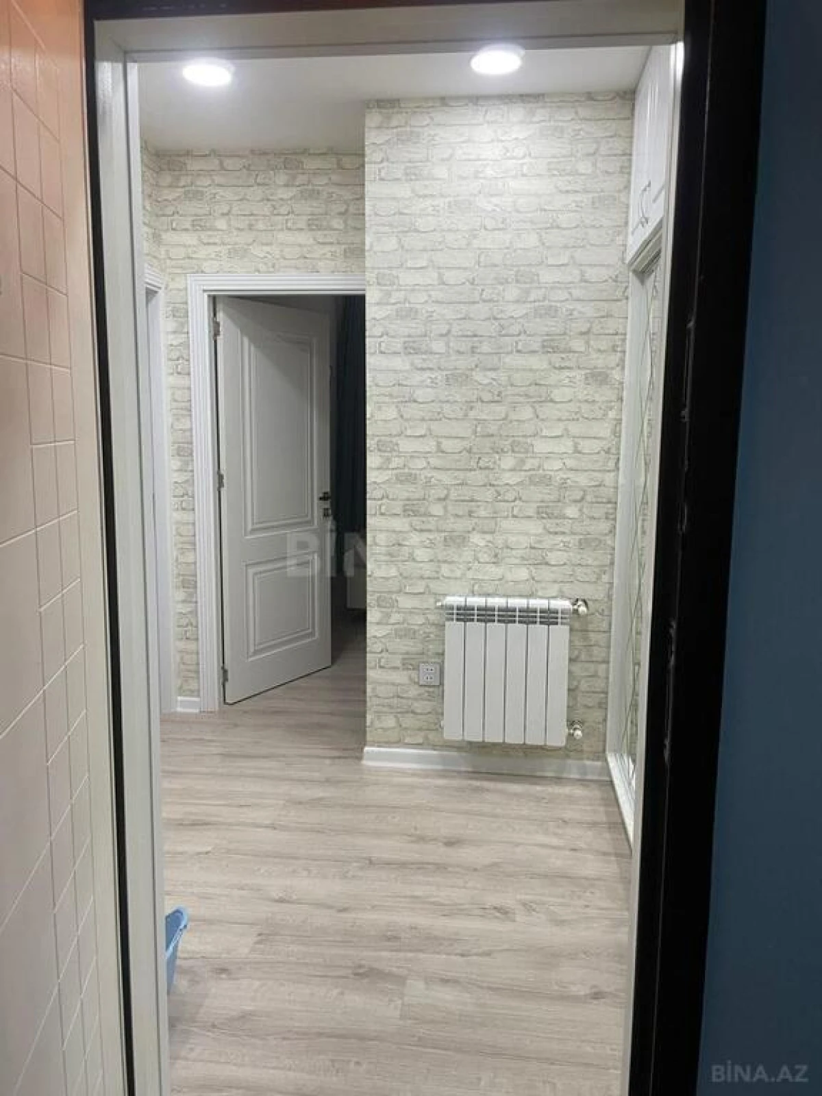 Kirayə verilir 2 otaqlı mənzil 65 m²