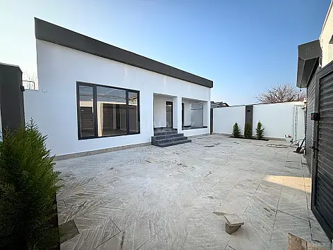 Satılır 3 otaqlı həyət evi 110 m²