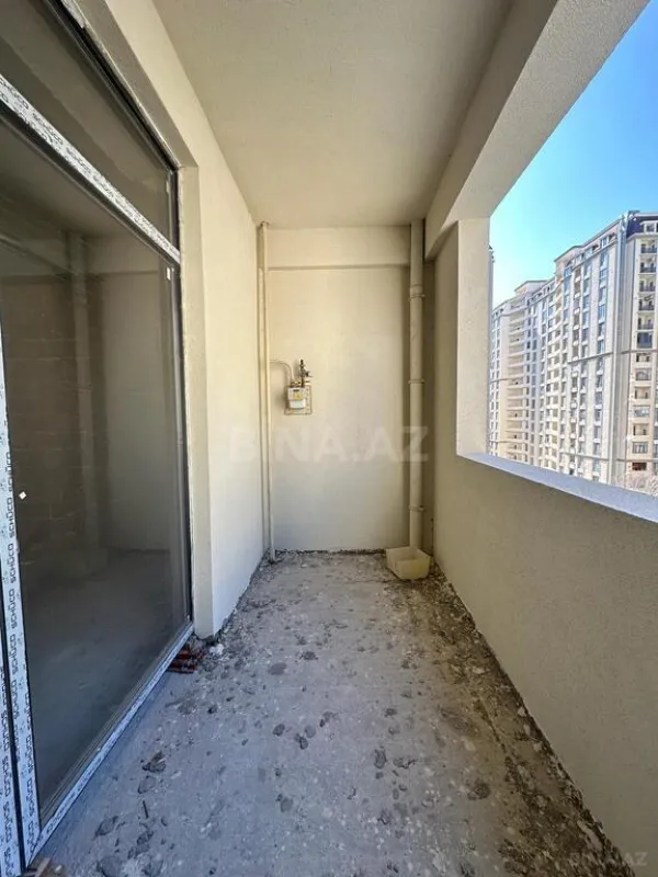 Satılır 3 otaqlı mənzil 170 m²