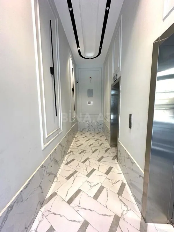 Satılır 3 otaqlı mənzil 170 m²