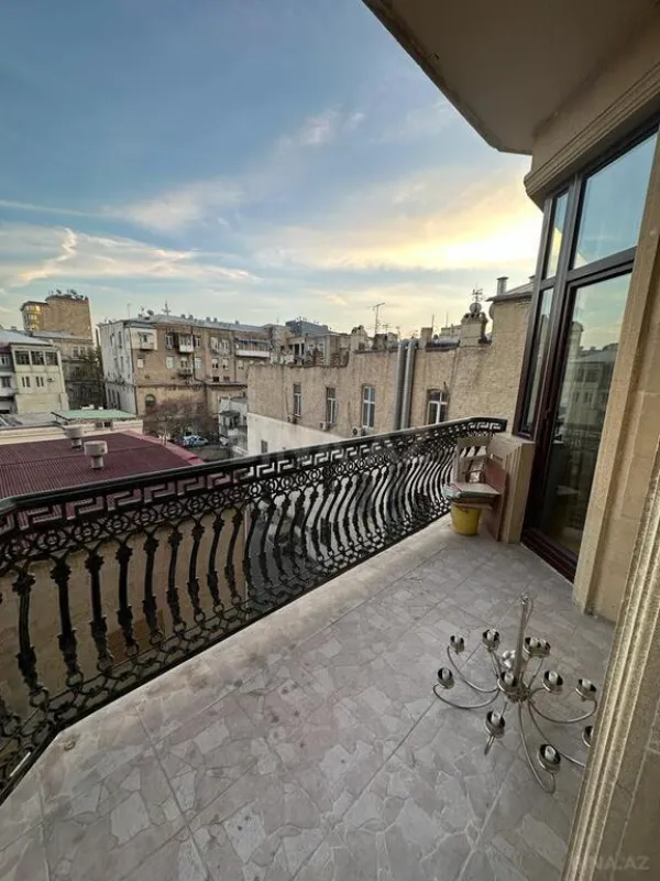 Kirayə verilir 3 otaqlı mənzil 90 m²