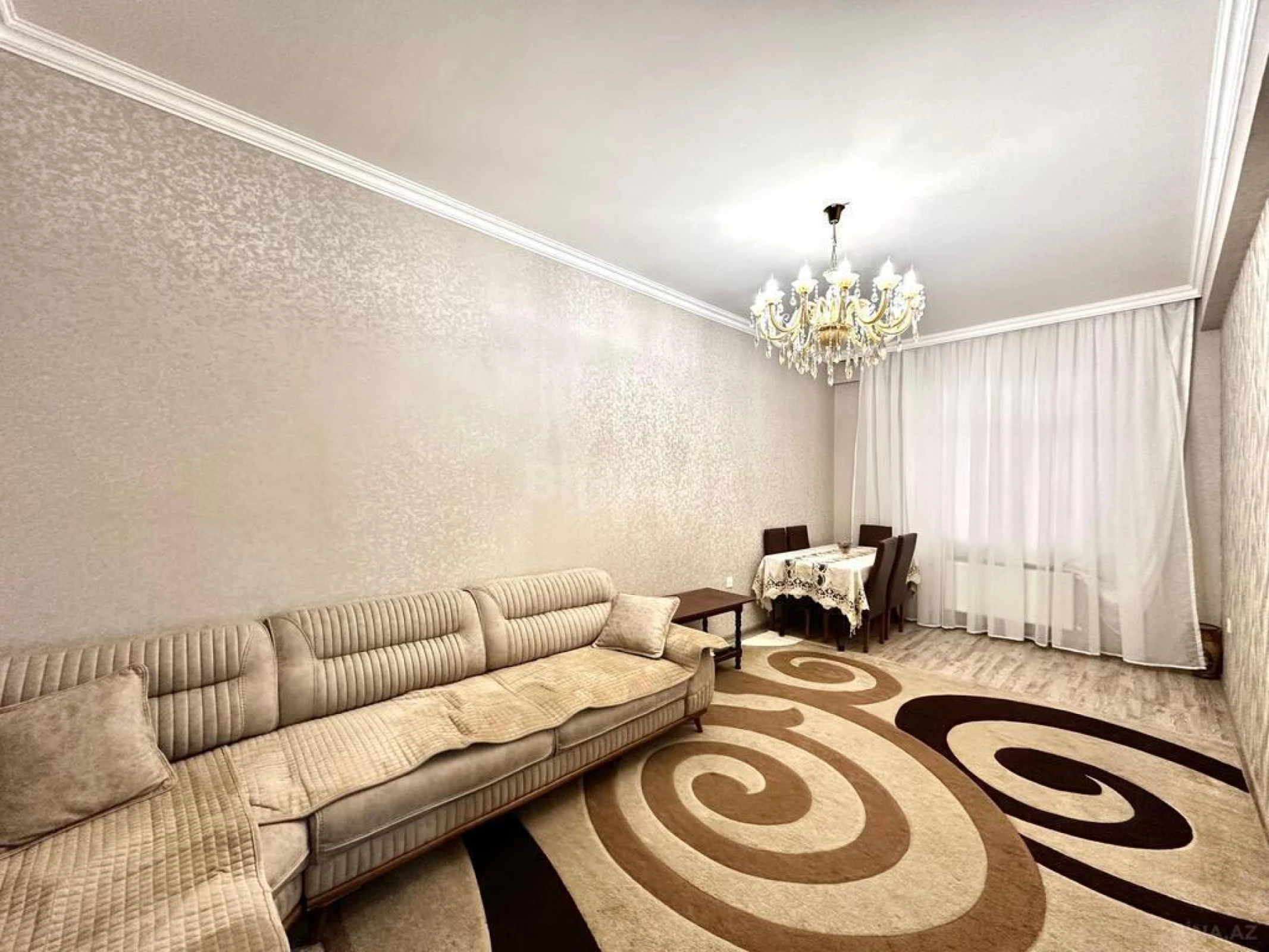 Satılır 3 otaqlı mənzil 105 m²