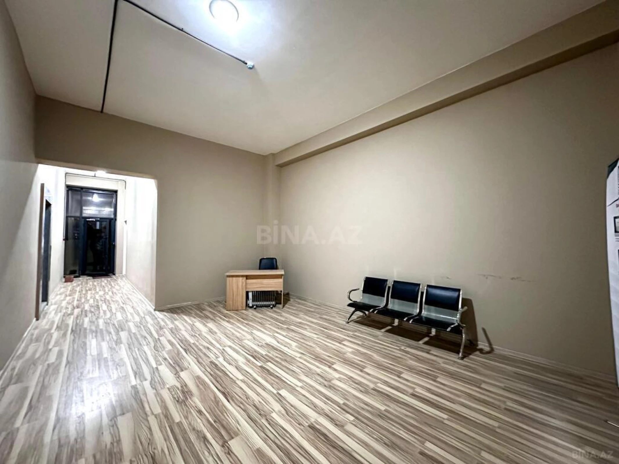 Satılır 3 otaqlı mənzil 105 m²