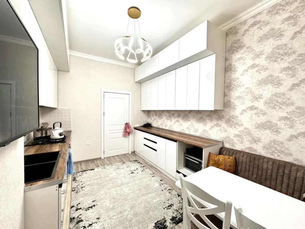 Satılır 3 otaqlı mənzil 105 m²