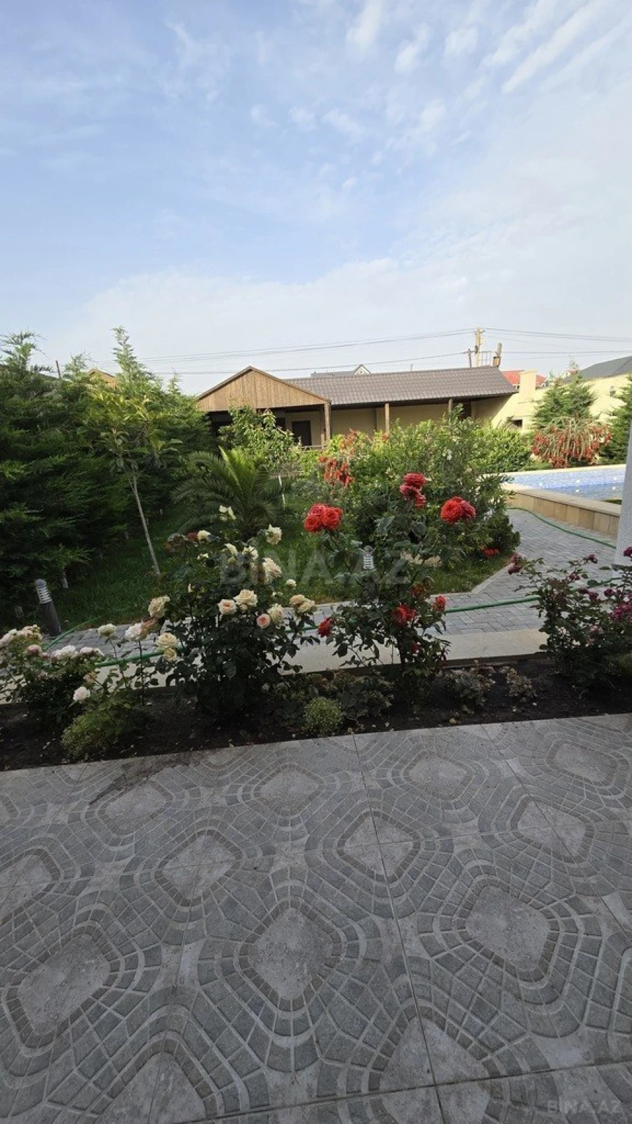 Satılır 4 otaqlı həyət evi 120 m²