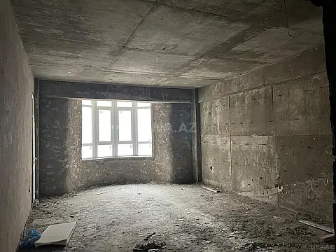 Satılır 3 otaqlı mənzil 140 m²