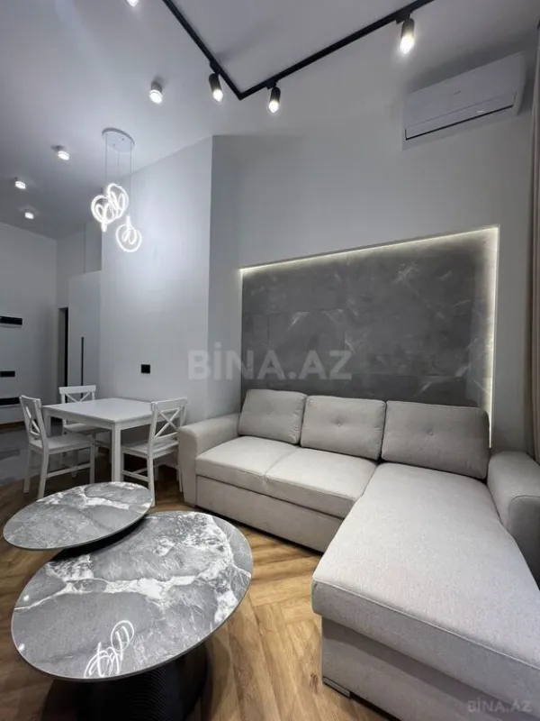 Kirayə verilir 2 otaqlı mənzil 60 m²