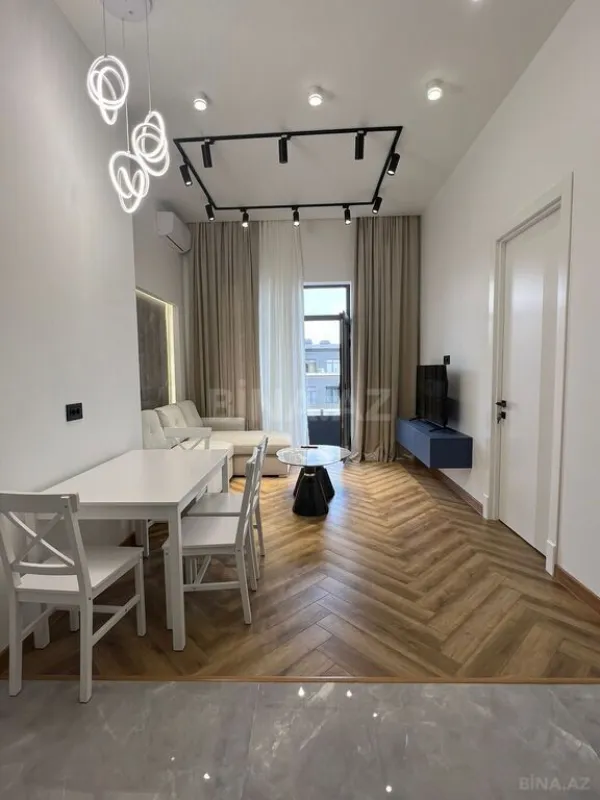 Kirayə verilir 2 otaqlı mənzil 60 m²