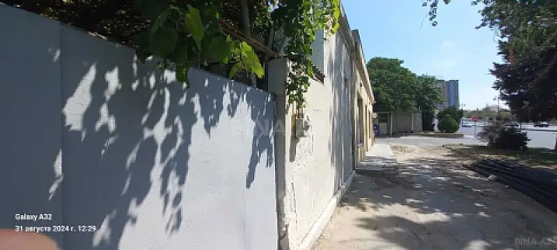 Satılır obyekt 200 m²