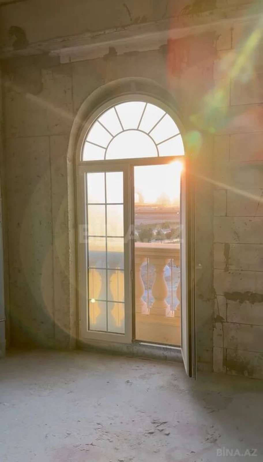 Satılır 3 otaqlı mənzil 100 m²